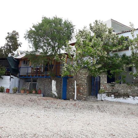 Beleris Rooms Himare Exterior photo