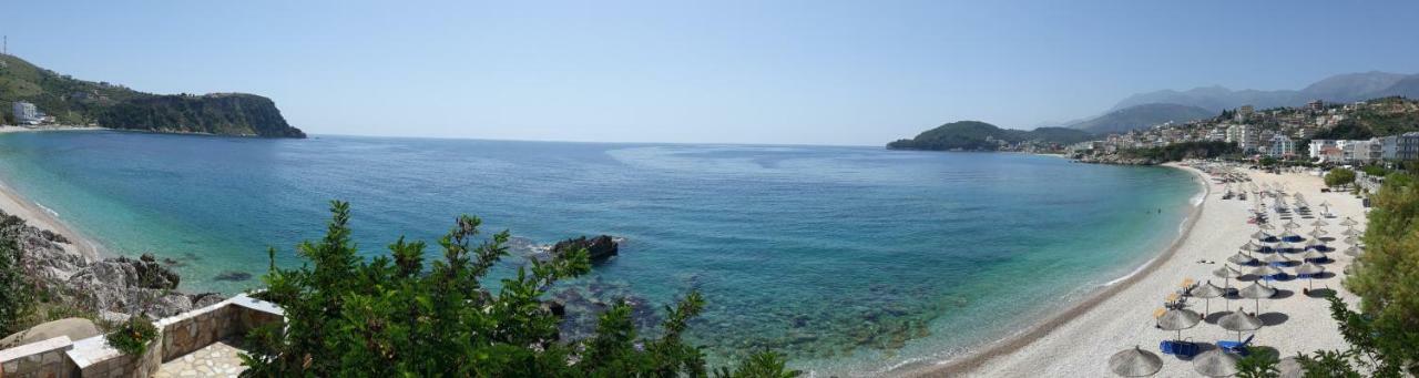 Beleris Rooms Himare Exterior photo