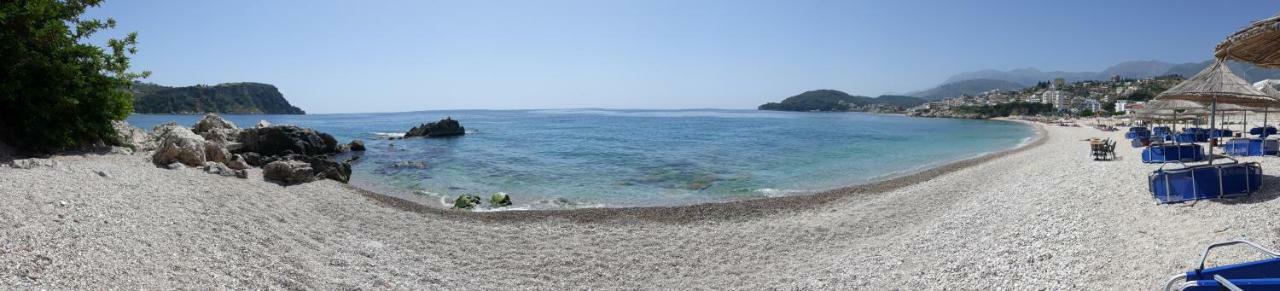 Beleris Rooms Himare Exterior photo